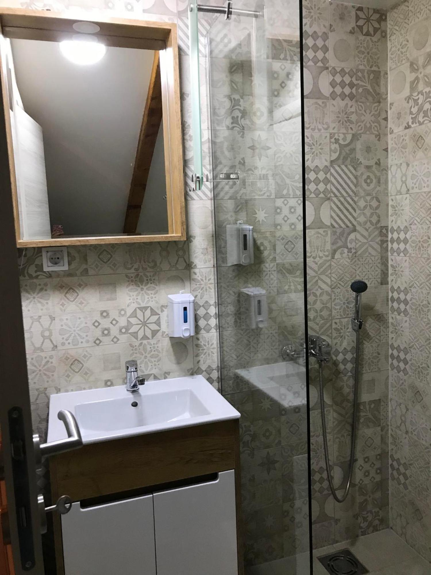 Apartments Pkt Delux Ni Kültér fotó